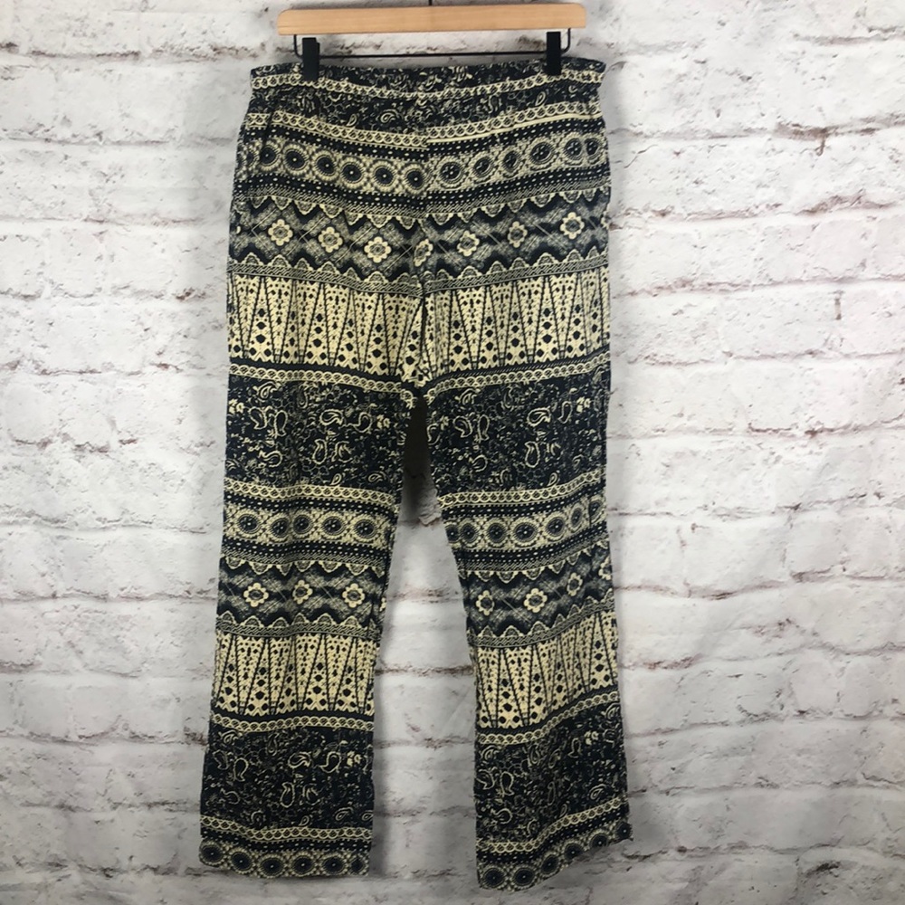 NWOT UO Starring At Stars Boho Pants Sz L